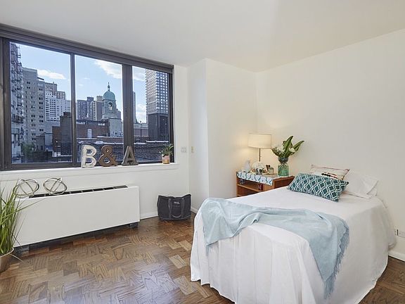 4th image of 455 E 86th St APT 6A