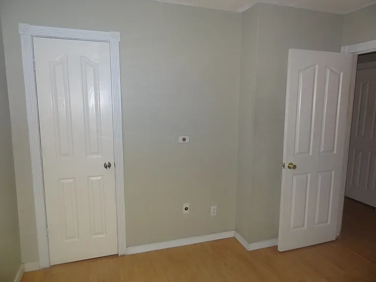11980 Royal Woods Dr — Photo 10