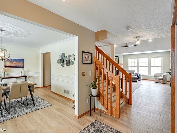 5th image of 2577 Stonecreek Dr