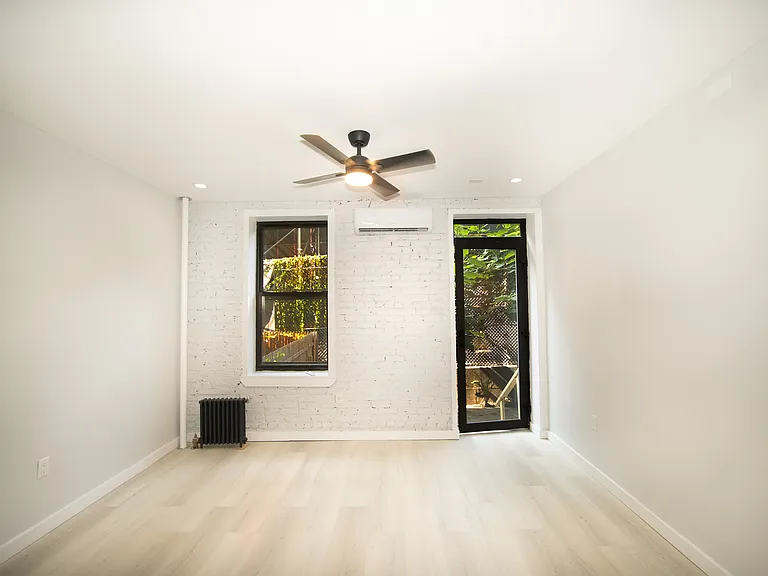 195 Stanton St #D-1 — Photo 2