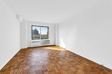 Sold by PALISSIMO Real Estate