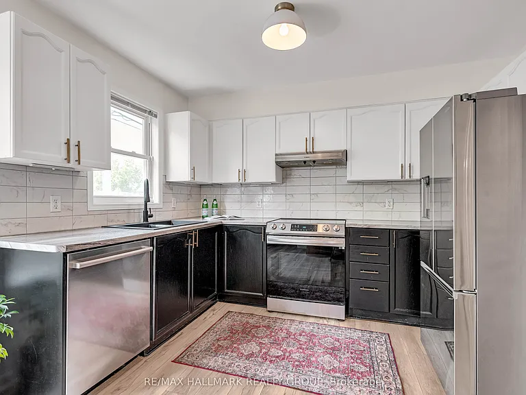 10 Hintonburg Pl #11 — Photo 15