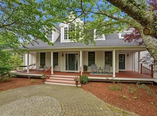 110 Fairview Ln, Plymouth, MA 02360