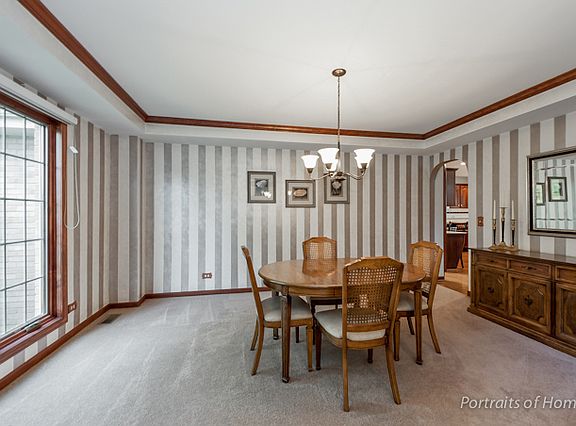 4th image of 26W121 Houghton Ln