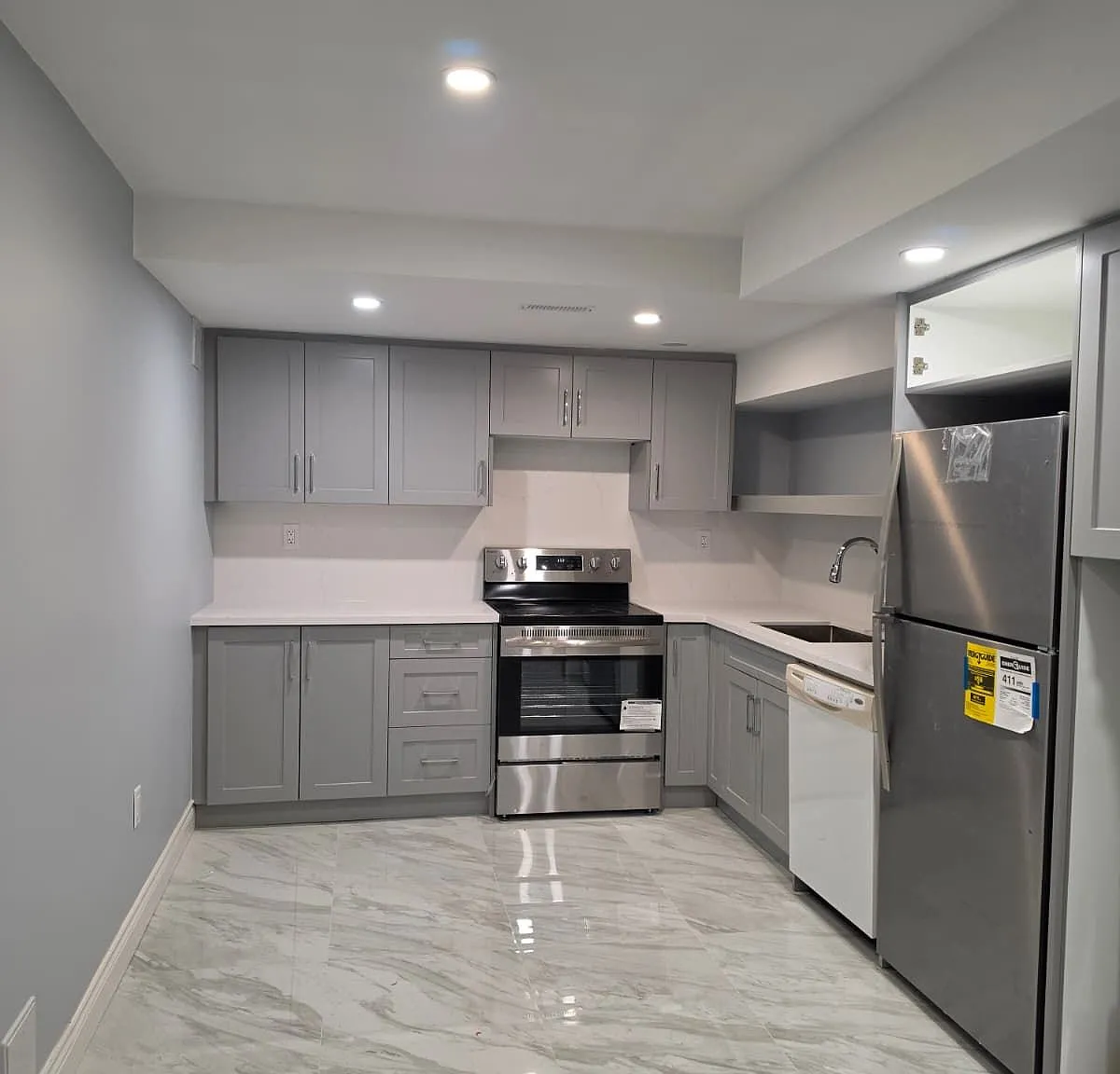 2 bed, $1,800 — Photo 1