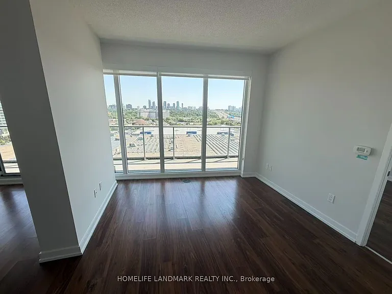 117 McMahon Dr #801 — Photo 4