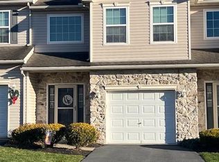 35 Helene Ct, Hamburg, PA 19526