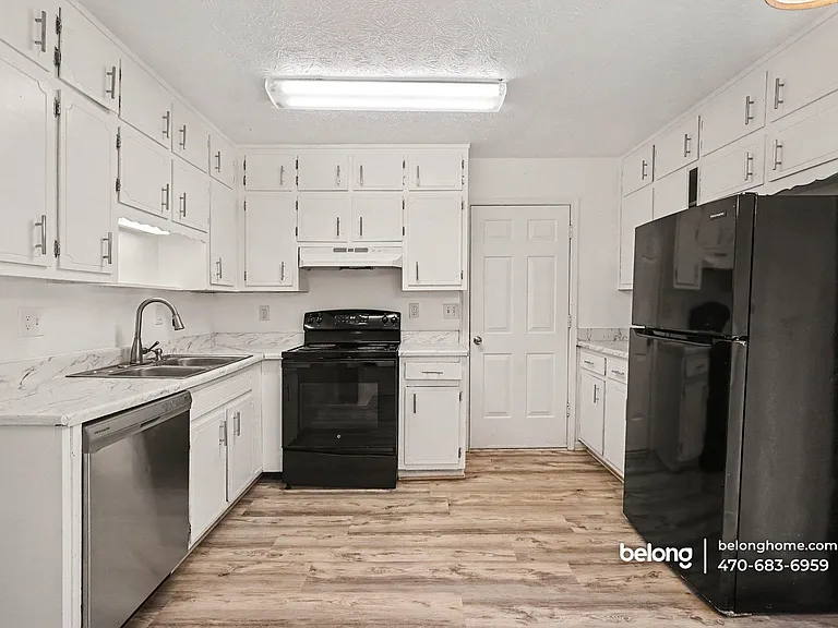 4395 Flakes Mill Rd — Photo 4