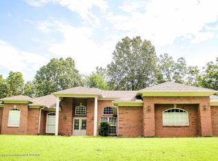 2122 Star Landing Rd, Nesbit, MS 38651