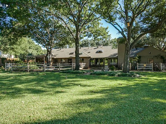 2nd image of 5721 Farquhar Ln