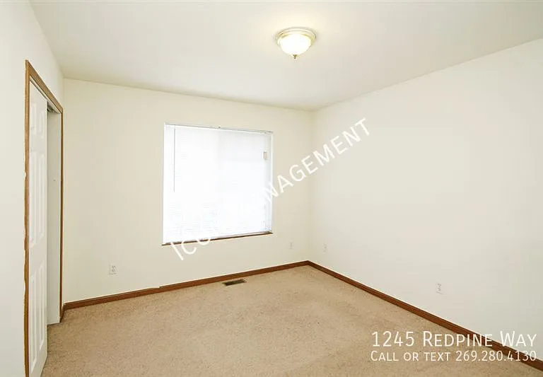 1245 Redpine Way — Photo 8