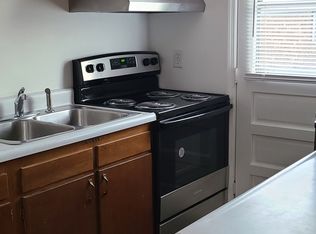 624 W Davis St APT 1D, Burlington, NC 27215