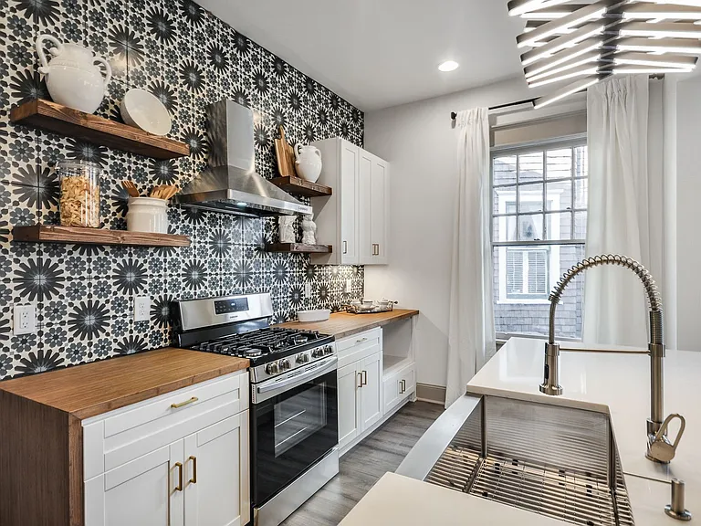 720 Penn Ave NE #5 — Photo 16