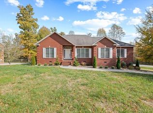 4811 Edgebrook Dr, Cookeville, TN 38506