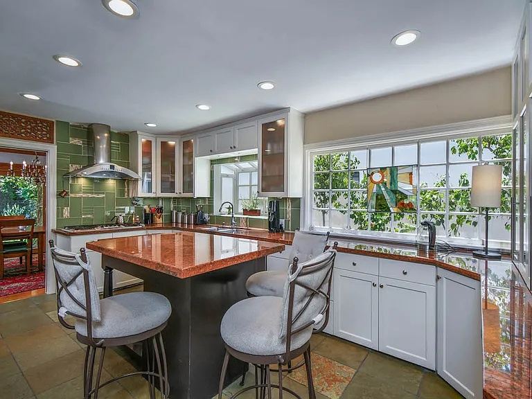 5820 Mammoth Ave — Photo 12