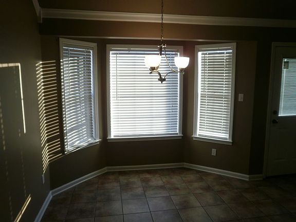 5th image of 5112 Deerfield Dr