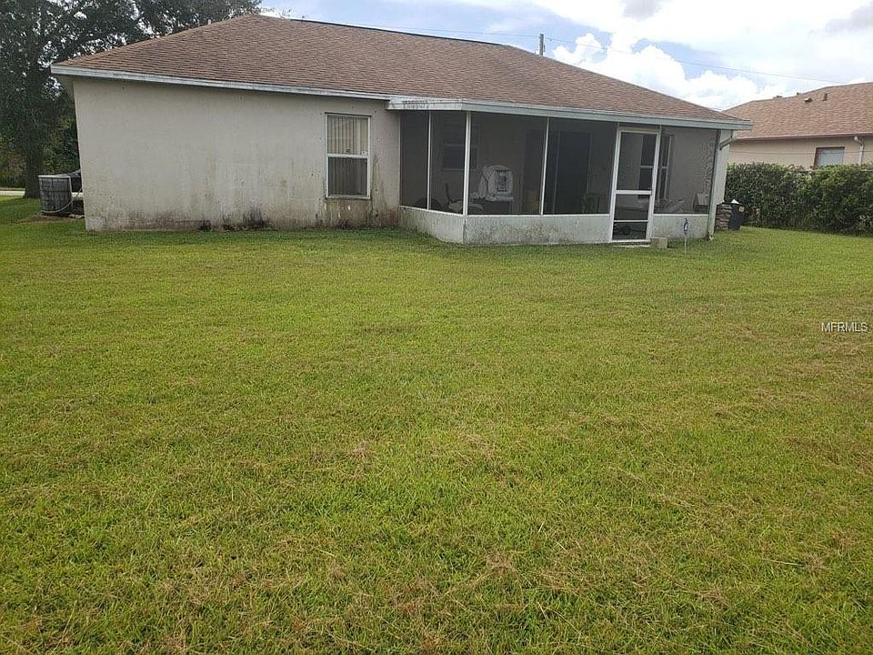 2nd image of 917 Nancy Ct