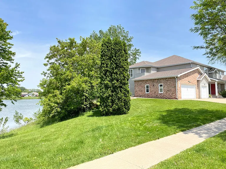 2100 Jackson St — Photo 11