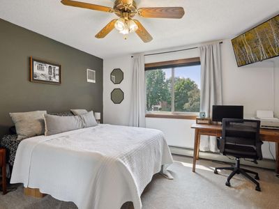 14620 Garrett Ave APT 211, Apple Valley, MN, 55124