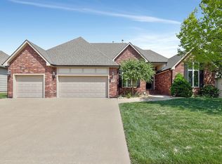 1822 N Frederic Cir, Wichita, KS 67206