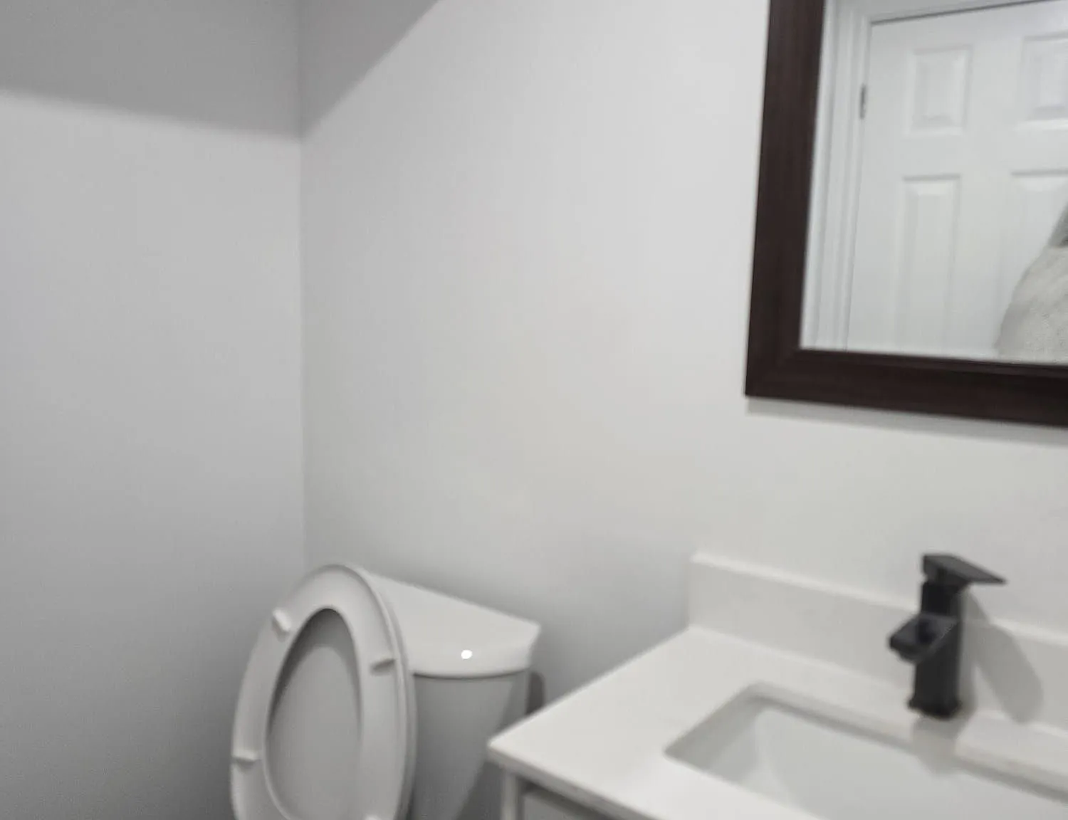 5 bed, $1,900 — Photo 3