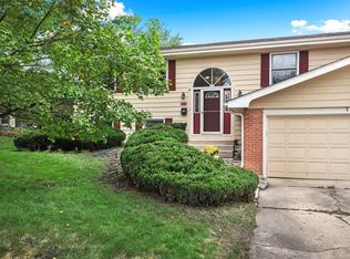 1965 Oakdale Rd, Hoffman Estates, IL 60169