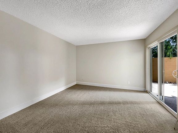 5th image of 376 Center St Unit 132