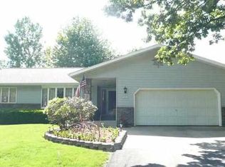 10819 6th St, Hewitt, WI 54441