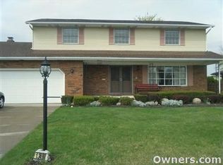 13498 Chippewa Trl, Middleburg Heights, OH 44130