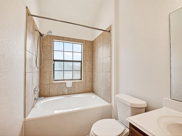 2346 Bermuda Shores Dr — Photo 19