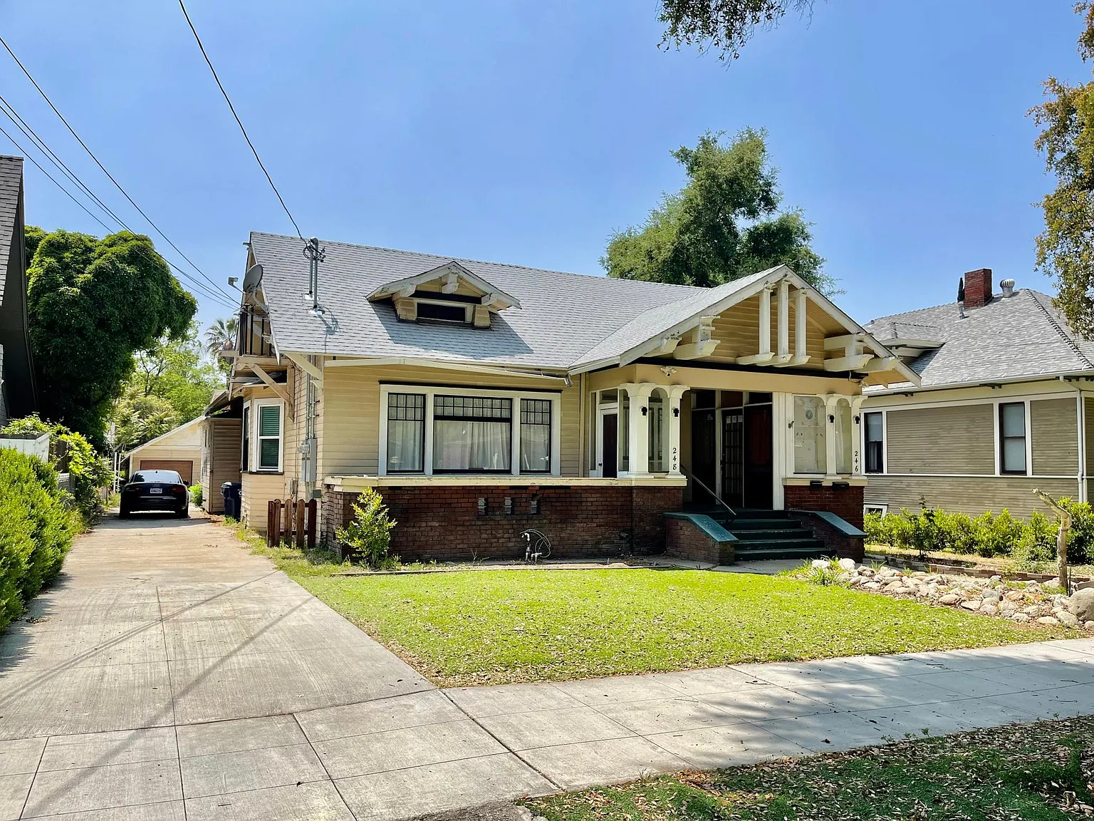 5 bed, 2850 sqft, $6,900 — Photo 1