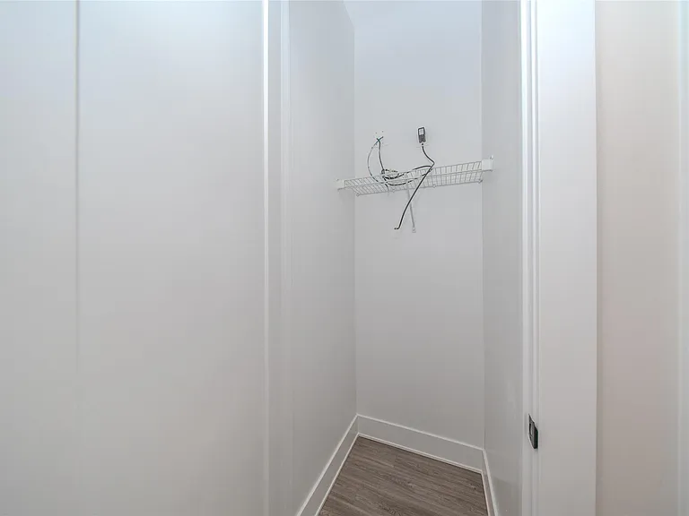 4530 Commonwealth St #1 — Photo 27