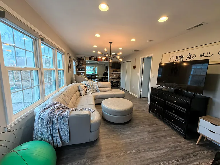 101 York Dr — Photo 12