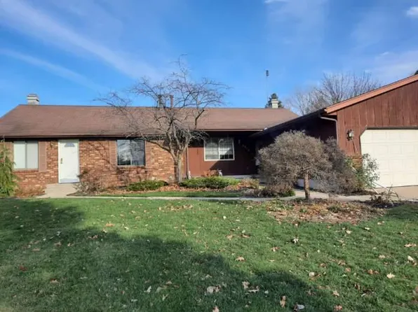 4926 Stauffer Ave SE, Kentwood, MI 49508