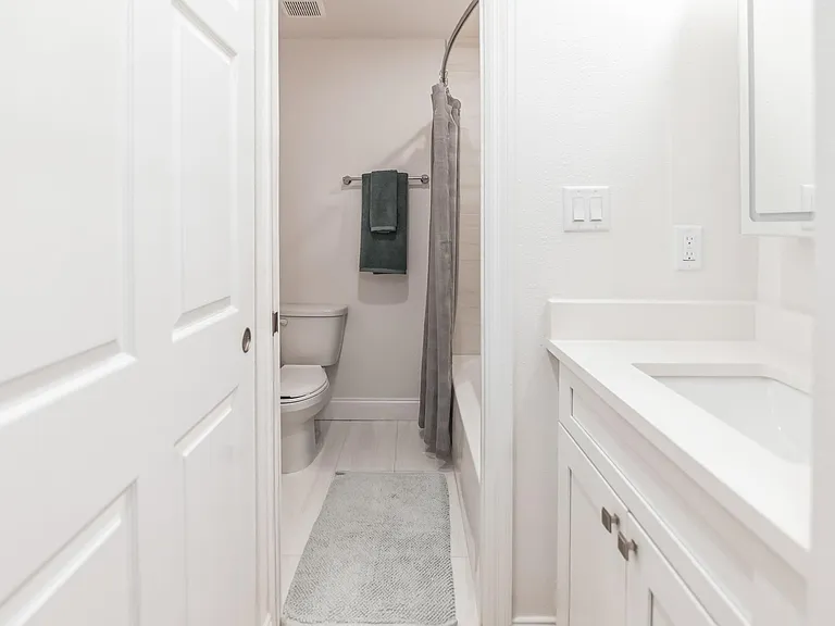 Innovo Living Hyde Park- Palma Ceia — Photo 45