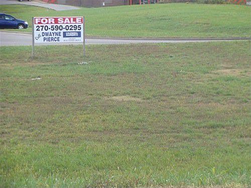2nd image of 301 Rogers Rd