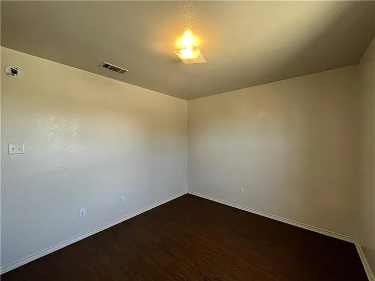 3407 Toledo Dr #D — Photo 15