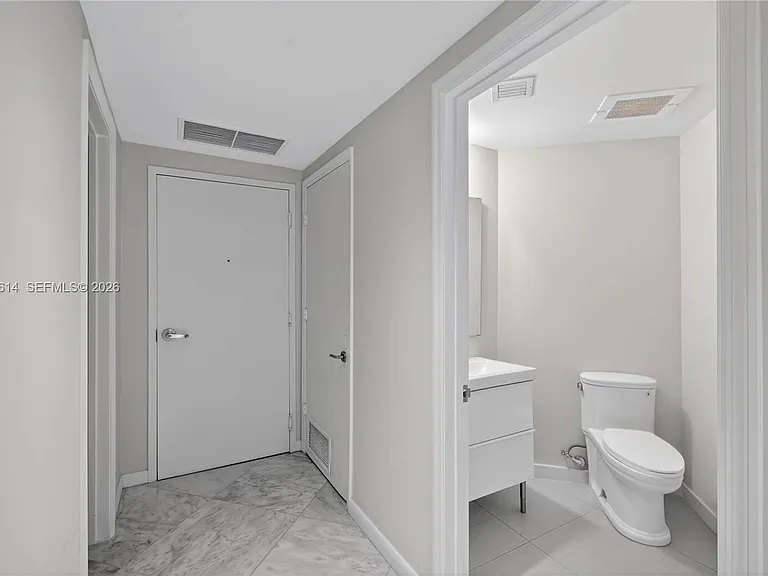 1010 SW 2nd Ave #603 — Photo 19