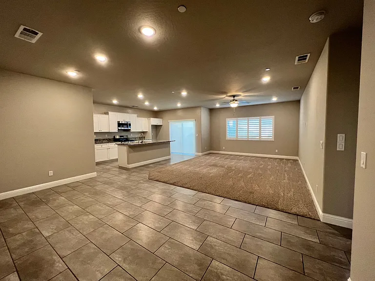 2137 La Vona Ave — Photo 20