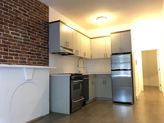 Rented by Parkway CRG Ltd. | media 17