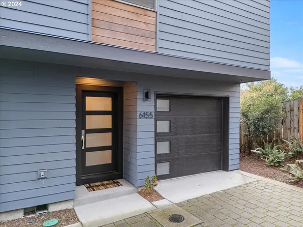 6155 SW 18th Dr Unit 9, Portland, OR 97239