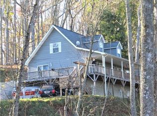 354 Ray Downs Rd, Franklin, NC 28734