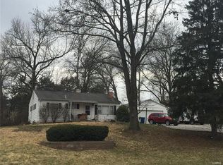 222 Hillsdale Dr, Ballwin, MO 63011