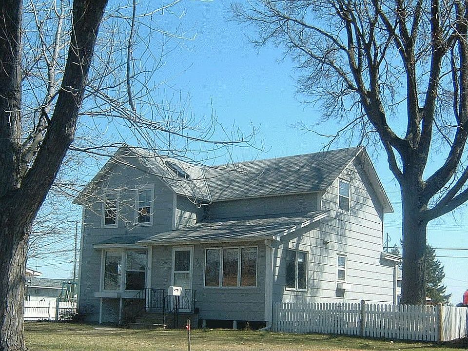 1st image of 216 5th Ave SE