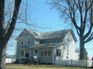 216 5th Ave SE, Osseo, MN 55369