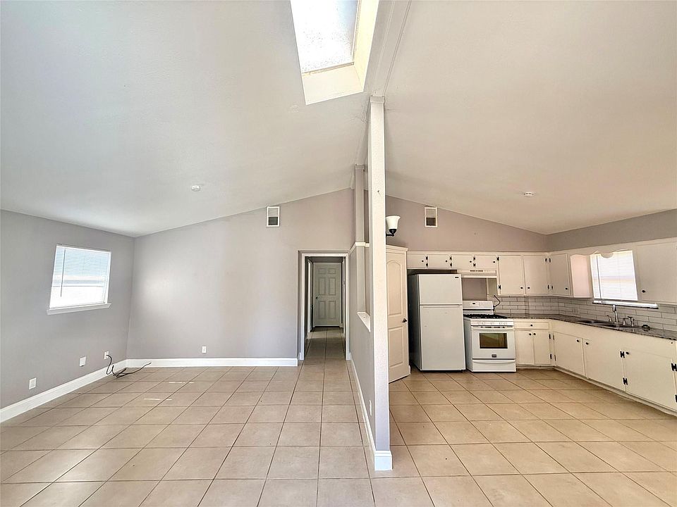 1st image of 12842 Corpus Christi St