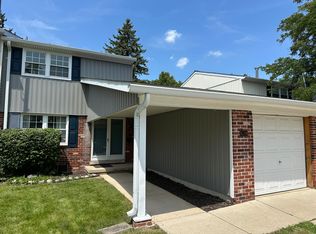 42298 Norwood Ct, Northville, MI 48167