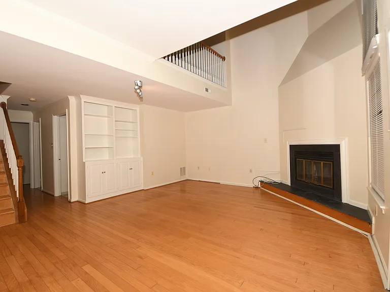 7802 Mistic View Ct — Photo 60