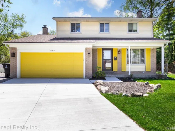 1843 S Globe St, Westland, MI 48186
