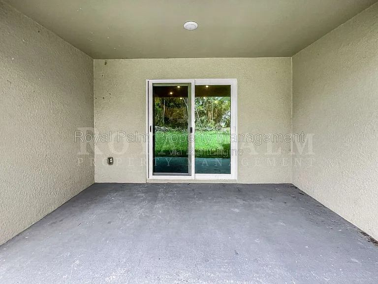 745 Harry Ave S — Photo 34